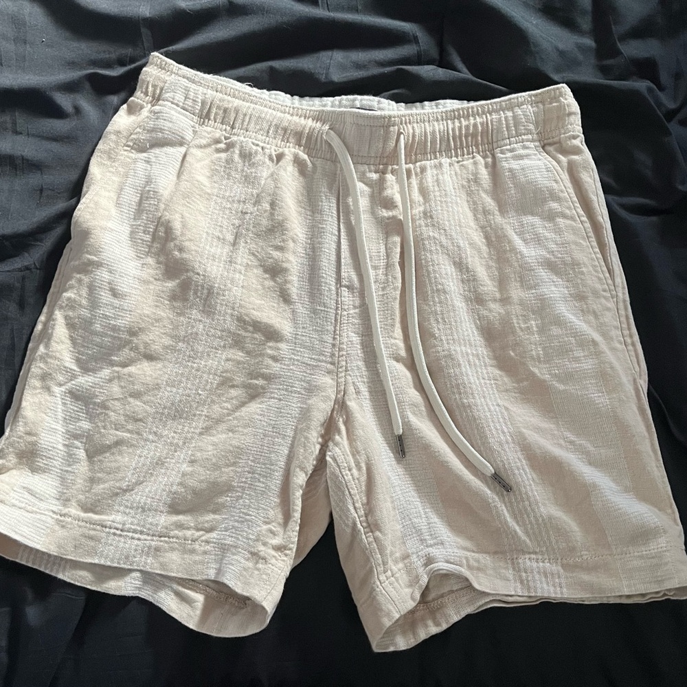 Express Men's Cream Drawstring Athletic Shorts
